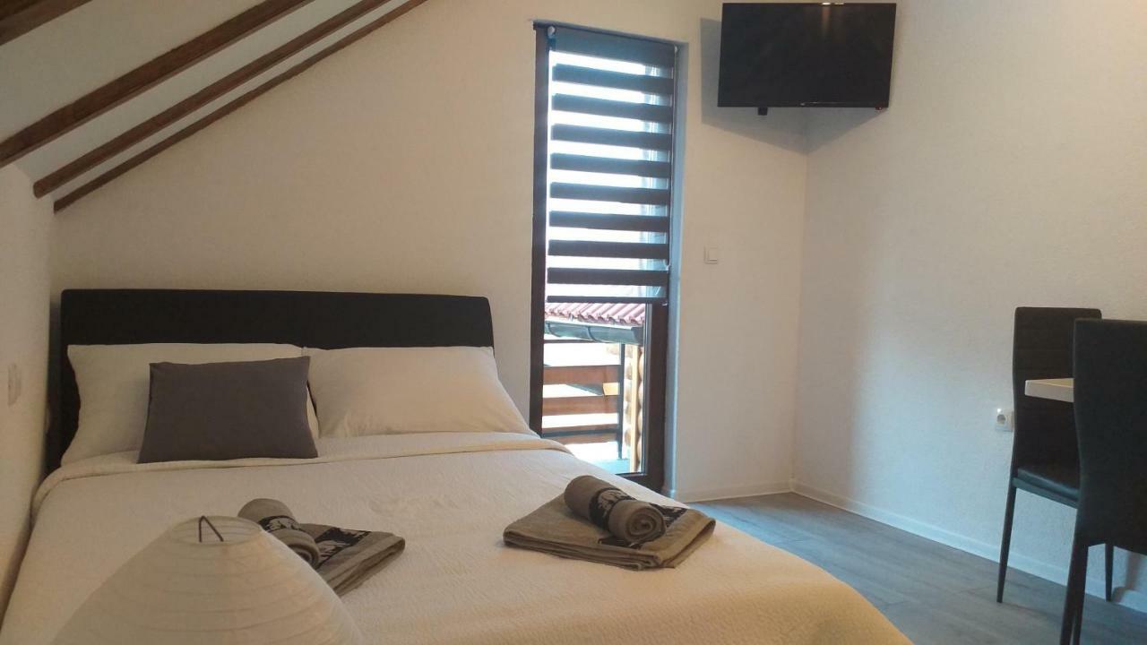 Studio Apartmani Patricia Смолянац Экстерьер фото