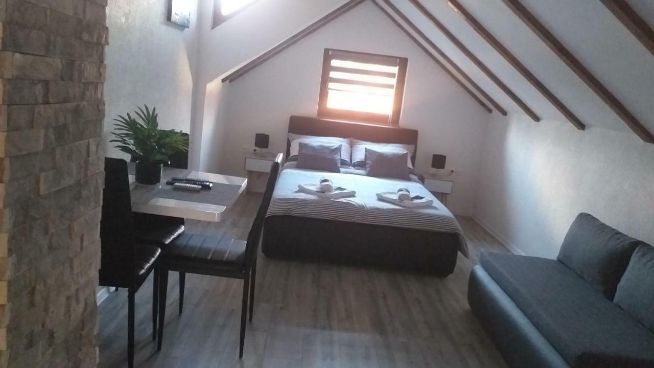 Studio Apartmani Patricia Смолянац Экстерьер фото